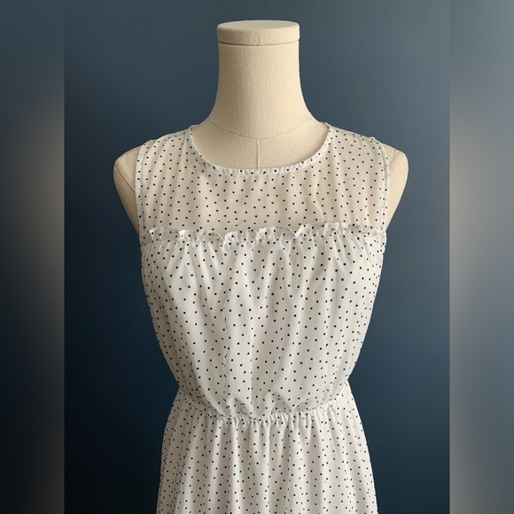 Lulu’s dress. Size XS. - Picture 7 of 13